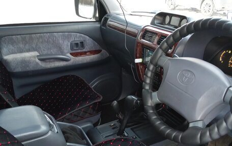 Toyota Land Cruiser Prado 90 рестайлинг, 2000 год, 1 550 000 рублей, 10 фотография