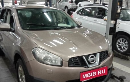 Nissan Qashqai, 2011 год, 850 000 рублей, 2 фотография