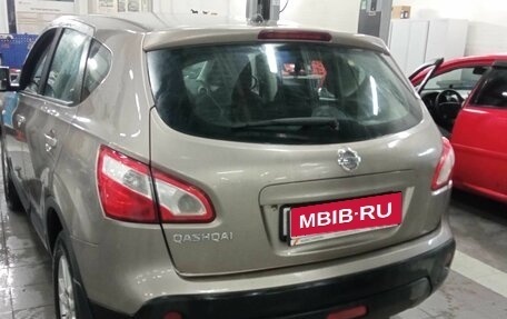 Nissan Qashqai, 2011 год, 850 000 рублей, 4 фотография