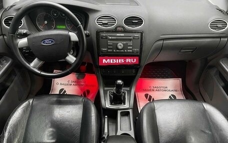 Ford Focus II рестайлинг, 2005 год, 600 000 рублей, 24 фотография