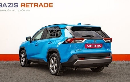 Toyota RAV4, 2020 год, 3 210 000 рублей, 7 фотография