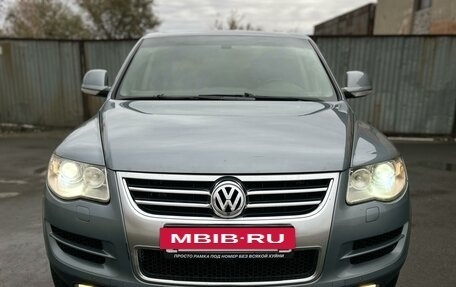 Volkswagen Touareg III, 2008 год, 850 000 рублей, 2 фотография