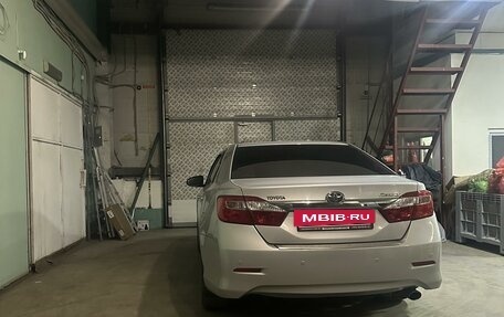 Toyota Camry, 2012 год, 1 700 000 рублей, 3 фотография