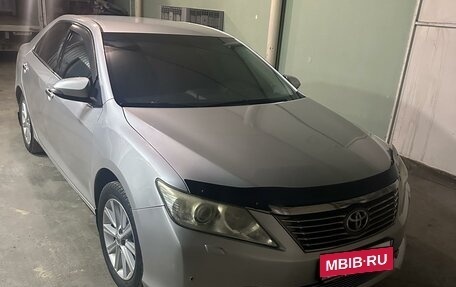 Toyota Camry, 2012 год, 1 700 000 рублей, 2 фотография