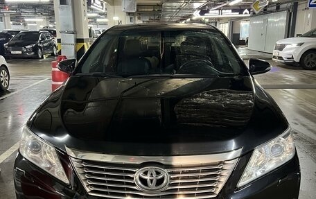 Toyota Camry, 2012 год, 2 200 000 рублей, 2 фотография