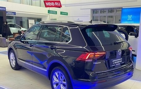 Volkswagen Tiguan II, 2017 год, 2 345 000 рублей, 7 фотография