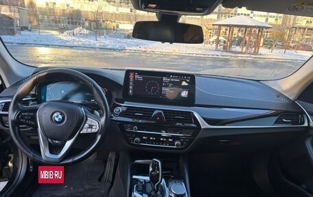 BMW 5 серия, 2021 год, 3 800 000 рублей, 8 фотография