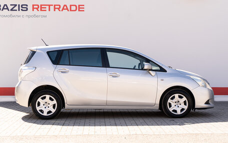 Toyota Verso I, 2011 год, 1 055 000 рублей, 4 фотография