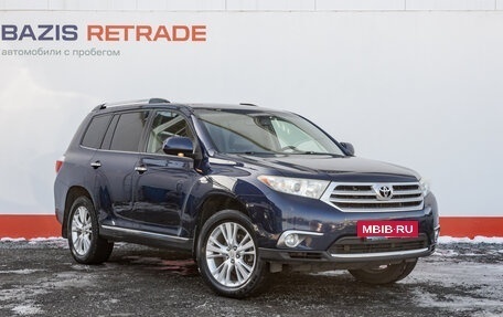 Toyota Highlander III, 2011 год, 1 999 000 рублей, 3 фотография