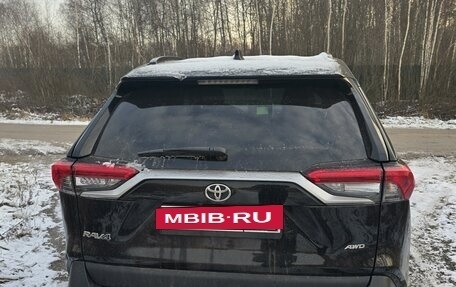 Toyota RAV4, 2019 год, 4 фотография