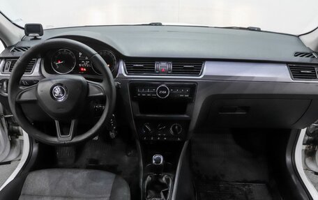 Skoda Rapid I, 2017 год, 1 339 000 рублей, 9 фотография