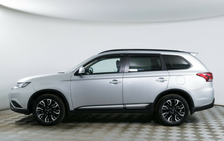 Mitsubishi Outlander III рестайлинг 3, 2021 год, 2 330 200 рублей, 8 фотография