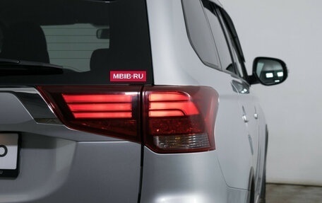 Mitsubishi Outlander III рестайлинг 3, 2021 год, 2 330 200 рублей, 20 фотография