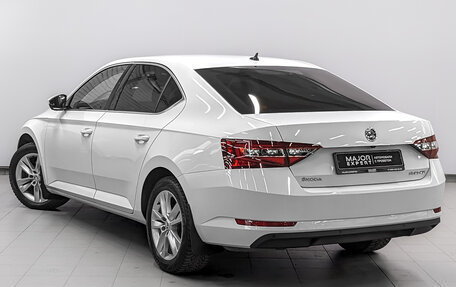 Skoda Superb III рестайлинг, 2019 год, 2 750 000 рублей, 7 фотография