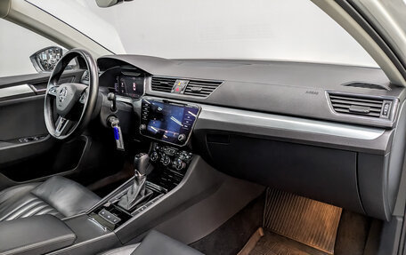 Skoda Superb III рестайлинг, 2019 год, 2 750 000 рублей, 11 фотография