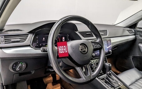 Skoda Superb III рестайлинг, 2019 год, 2 750 000 рублей, 16 фотография