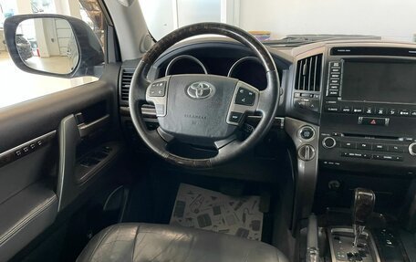 Toyota Land Cruiser 200, 2008 год, 3 349 000 рублей, 14 фотография