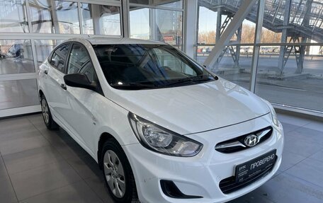 Hyundai Solaris II рестайлинг, 2013 год, 1 014 100 рублей, 3 фотография