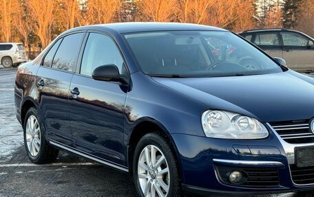 Volkswagen Jetta VI, 2010 год, 875 000 рублей, 3 фотография