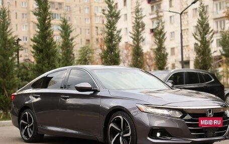 Honda Accord IX рестайлинг, 2022 год, 1 905 000 рублей, 3 фотография