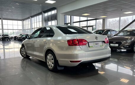 Volkswagen Jetta VI, 2011 год, 875 000 рублей, 6 фотография