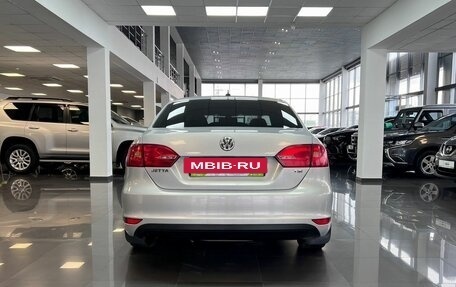 Volkswagen Jetta VI, 2011 год, 875 000 рублей, 4 фотография