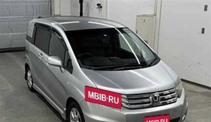 Honda Freed I, 2011 год, 945 000 рублей, 1 фотография