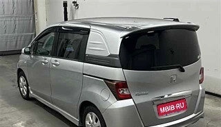 Honda Freed I, 2011 год, 945 000 рублей, 4 фотография