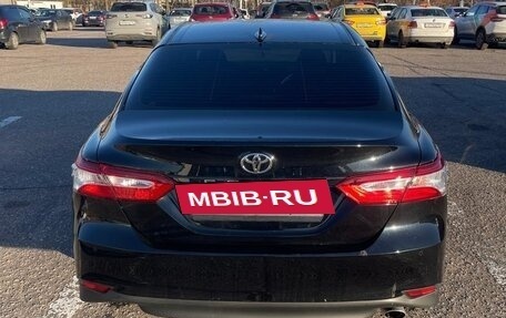 Toyota Camry, 2019 год, 2 700 000 рублей, 2 фотография