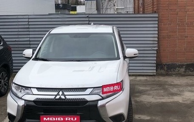 Mitsubishi Outlander III рестайлинг 3, 2020 год, 2 849 000 рублей, 1 фотография