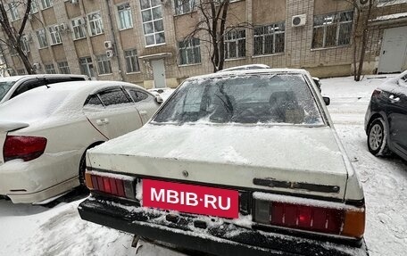 Toyota Carina, 1983 год, 99 000 рублей, 2 фотография