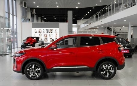 Chery Tiggo 4 I рестайлинг, 2024 год, 2 330 000 рублей, 3 фотография