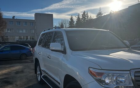 Toyota Land Cruiser 200, 2014 год, 4 770 000 рублей, 2 фотография