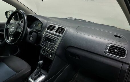 Volkswagen Polo VI (EU Market), 2013 год, 1 071 000 рублей, 11 фотография