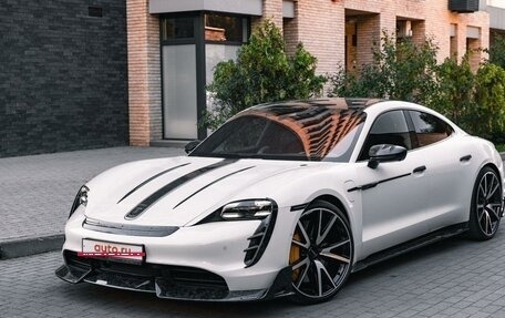 Porsche Taycan I, 2022 год, 17 000 000 рублей, 2 фотография