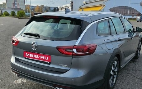 Buick Regal VI, 2018 год, 3 950 000 рублей, 5 фотография