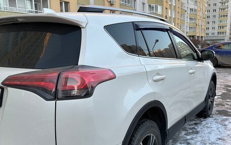 Toyota RAV4, 2016 год, 2 850 000 рублей, 5 фотография