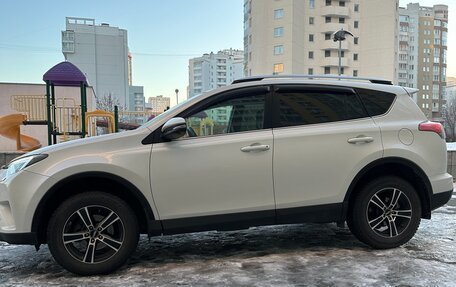 Toyota RAV4, 2016 год, 2 850 000 рублей, 2 фотография