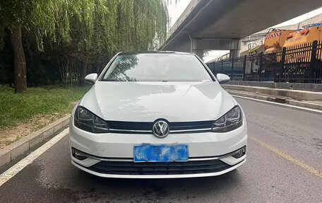 Volkswagen Golf VII, 2020 год, 1 420 000 рублей, 2 фотография