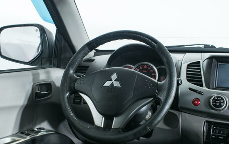 Mitsubishi L200 IV рестайлинг, 2011 год, 1 222 300 рублей, 14 фотография