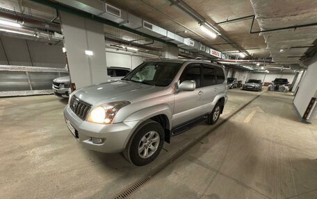 Toyota Land Cruiser Prado 120 рестайлинг, 2008 год, 2 490 000 рублей, 3 фотография