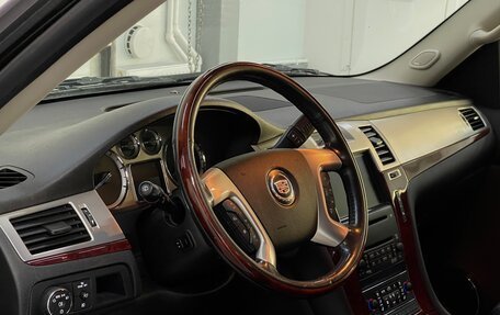 Cadillac Escalade III, 2009 год, 2 399 000 рублей, 8 фотография