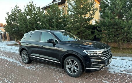 Volkswagen Touareg III, 2019 год, 5 400 000 рублей, 2 фотография