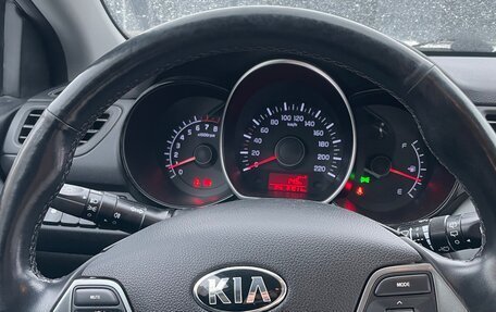 KIA Rio III рестайлинг, 2017 год, 1 040 000 рублей, 10 фотография