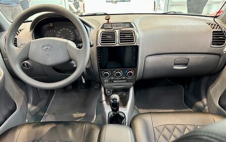 Hyundai Accent II, 2008 год, 645 000 рублей, 24 фотография