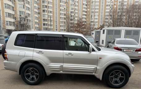 Mitsubishi Pajero III рестайлинг, 2001 год, 1 250 000 рублей, 2 фотография