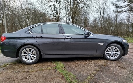 BMW 5 серия, 2011 год, 1 950 000 рублей, 8 фотография