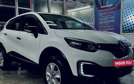 Renault Kaptur I рестайлинг, 2017 год, 1 550 000 рублей, 8 фотография