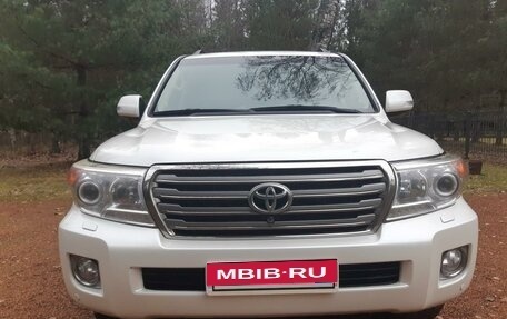 Toyota Land Cruiser 200, 2012 год, 4 200 000 рублей, 2 фотография