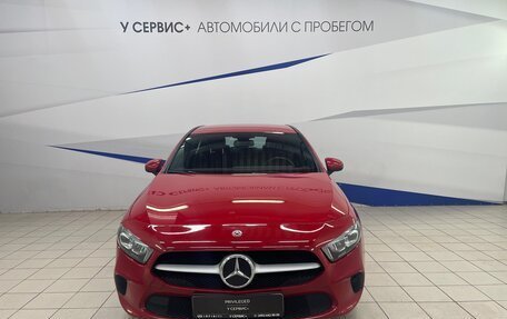 Mercedes-Benz A-Класс, 2019 год, 2 340 000 рублей, 2 фотография